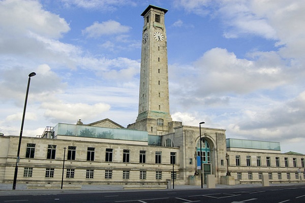 Attractions and Places to Visit in Oldham