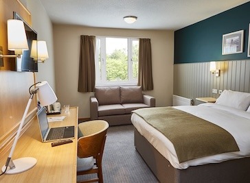 Boat & Horses Rooms Oldham